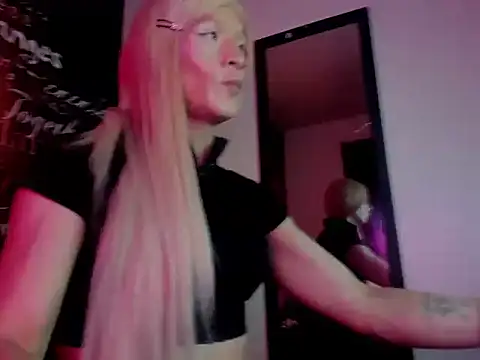 Megam  online show from September 26, 2025, 10:58 pm