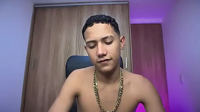 Toy boy777 online show from February 22, 2026, 12:12 am