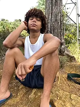 Alexis Spicter online show from September 24, 2025, 5:49 pm