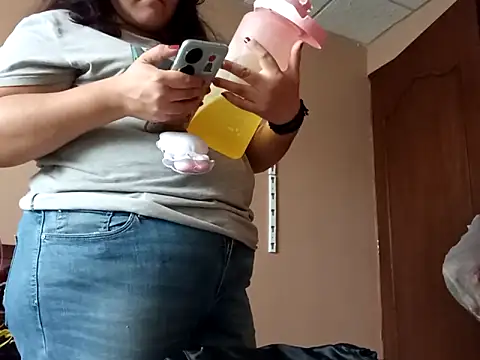 Kitty WetXxX online show from September 20, 2025, 9:05 pm