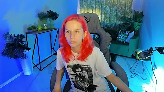 NitaNihil online show from September 11, 2025, 9:42 am