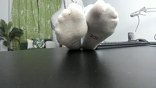 NitaNihil online show from September 24, 2025, 6:44 pm