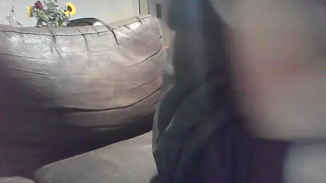 davv28 online show from September 29, 2025, 4:50 am