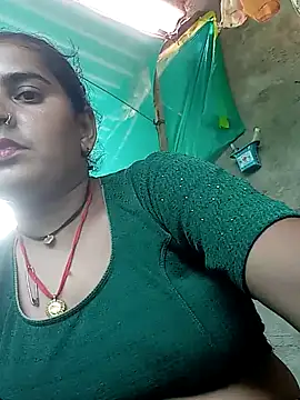 Snapshot of Hoteaw12 chatting on May 30, 2026, 4:15 pm Hoteaw12 online show from May 30, 2026, 4:15 pm