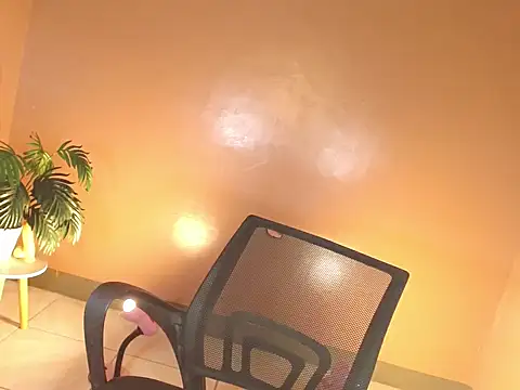 seductivehugecumontopx online show from November 12, 2025, 10:04 am