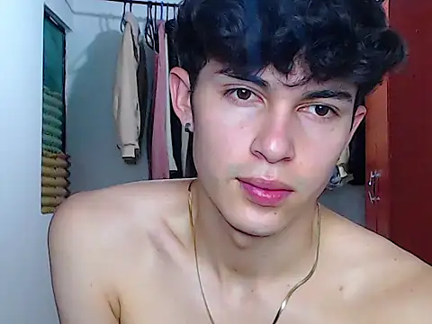 Snapshot of john_vichenso chatting on September 18, 2025, 9:39 pm john vichenso online show from September 18, 2025, 9:39 pm