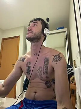 Fubinha online show from April 24, 2026, 2:03 am