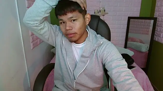 Tommy cherry online show from September 17, 2025, 2:19 pm