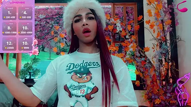 Britany montiel online show from October 4, 2025, 11:52 am