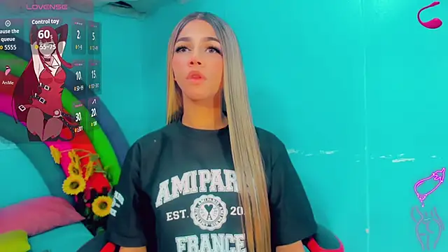 Britany montiel online show from November 17, 2025, 7:19 pm