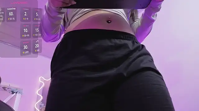 Snapshot of ZURY_TAY chatting on February 28, 2026, 11:44 am ZURY TAY online show from February 28, 2026, 11:44 am