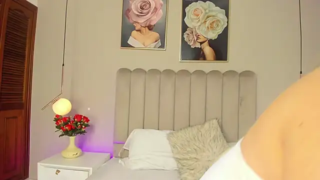Snapshot of Dani_rosse_ chatting on April 30, 2026, 12:55 pm Dani rosse online show from April 30, 2026, 12:55 pm