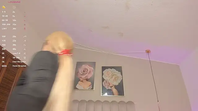 Snapshot of Dani_rosse_ chatting on June 10, 2026, 1:43 pm Dani rosse online show from June 10, 2026, 1:43 pm