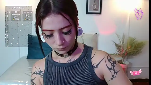 Evanss lx online show from November 24, 2025, 7:13 pm