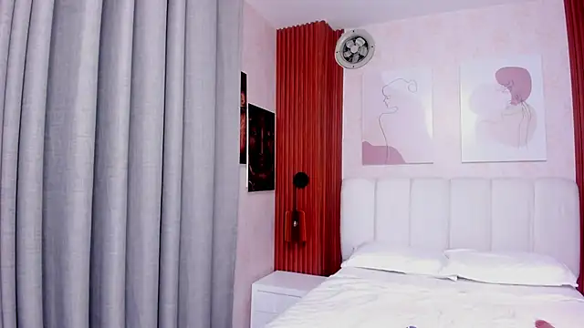 Jessgarcia  online show from September 23, 2025, 9:40 pm