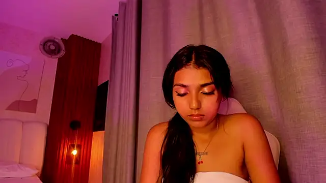 Jessgarcia  online show from October 26, 2025, 11:05 am