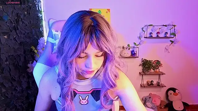 Snapshot of Eymmy_24 chatting on March 7, 2026, 2:30 am Eymmy 24 online show from March 7, 2026, 2:30 am