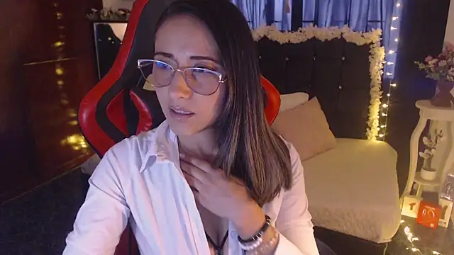 Snapshot of Sofia-mel chatting on October 15, 2025, 2:50 pm Sofia-mel online show from October 15, 2025, 2:50 pm