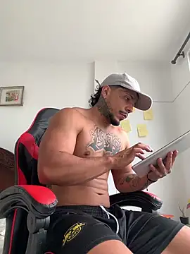 DeimonOficial online show from October 15, 2025, 7:58 pm