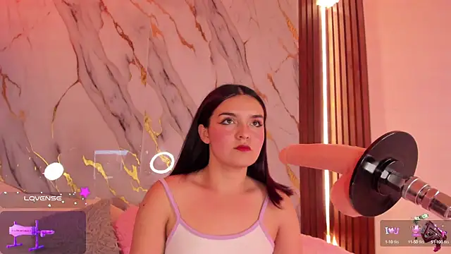 Snapshot of alicecute77 chatting on September 13, 2025, 2:22 am alicecute77 online show from September 13, 2025, 2:22 am