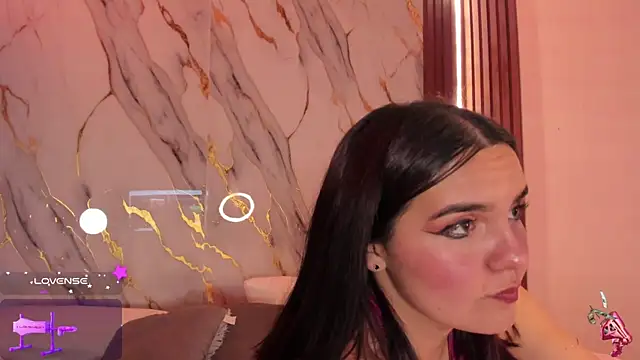 Snapshot of alicecute77 chatting on September 28, 2025, 3:23 am alicecute77 online show from September 28, 2025, 3:23 am