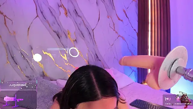 Snapshot of alicecute77 chatting on October 21, 2025, 2:45 am alicecute77 online show from October 21, 2025, 2:45 am