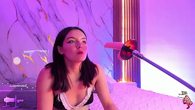 Snapshot of alicecute77 chatting on October 23, 2025, 2:22 am alicecute77 online show from October 23, 2025, 2:22 am