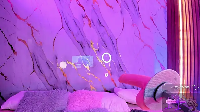 Snapshot of alicecute77 chatting on October 30, 2025, 2:35 am alicecute77 online show from October 30, 2025, 2:35 am