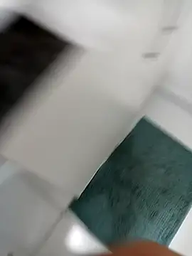 comobucetinhas online show from October 3, 2025, 6:38 pm