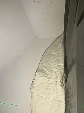 Snapshot of TwinklustbyEmi chatting on March 3, 2026, 2:07 am TwinklustbyEmi online show from March 3, 2026, 2:07 am