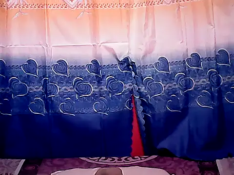 Snapshot of Sexylyka30 chatting on September 18, 2025, 8:16 am Sexylyka30 online show from September 18, 2025, 8:16 am