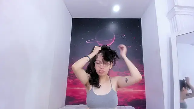 MadyStarkx online show from September 13, 2025, 12:16 pm