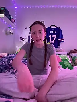 babygingerboo online show from March 25, 2026, 7:20 pm