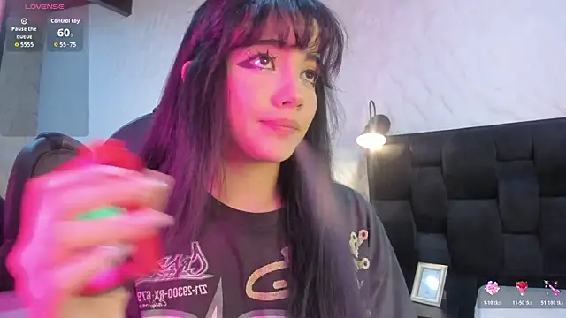 Darky Doll online show from December 3, 2025, 8:18 pm