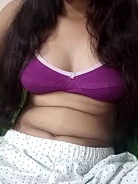 Snapshot of Aarti-kumri chatting on September 11, 2025, 8:03 am Aarti-kumri online show from September 11, 2025, 8:03 am