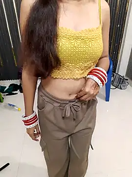 Snapshot of Aarti-kumri chatting on September 15, 2025, 6:46 am Aarti-kumri online show from September 15, 2025, 6:46 am