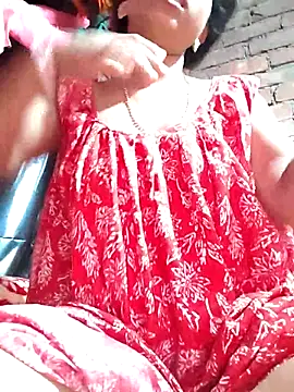 Magic-heart1 online show from September 18, 2025, 2:35 am