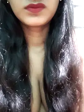 Snapshot of BerryOnFire chatting on November 22, 2025, 8:46 am BerryOnFire online show from November 22, 2025, 8:46 am