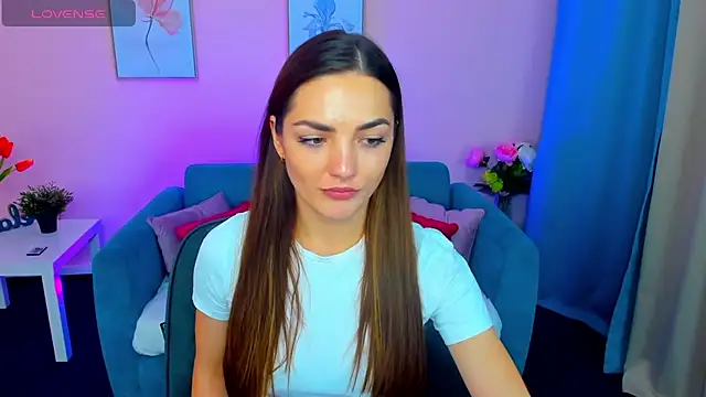 MyEllaLuvs online show from September 25, 2025, 8:23 pm