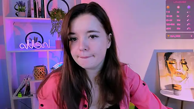 nika-still online show from September 27, 2025, 4:23 pm