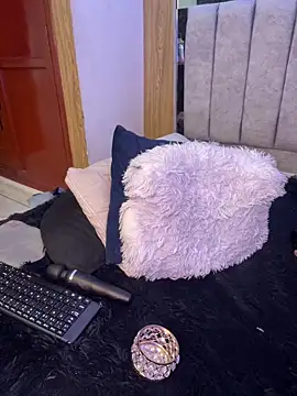 Snapshot of kendall_flower chatting on February 20, 2026, 8:09 pm kendall flower online show from February 20, 2026, 8:09 pm