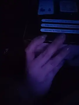 barbielamaravilla11 online show from April 5, 2026, 9:01 pm