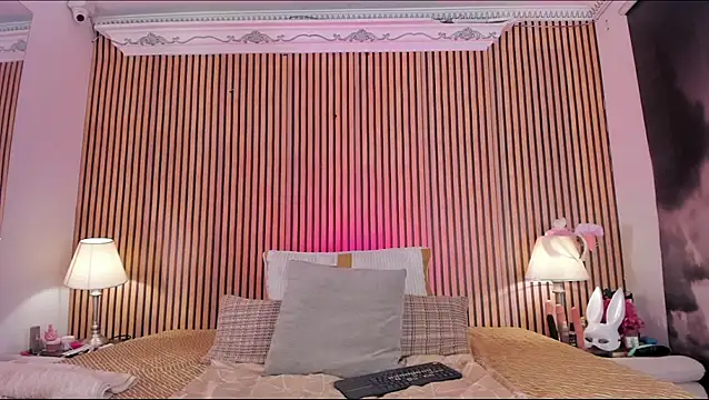 keeyla stone online show from November 20, 2025, 8:52 pm