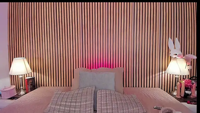 keeyla stone online show from January 12, 2026, 10:59 pm