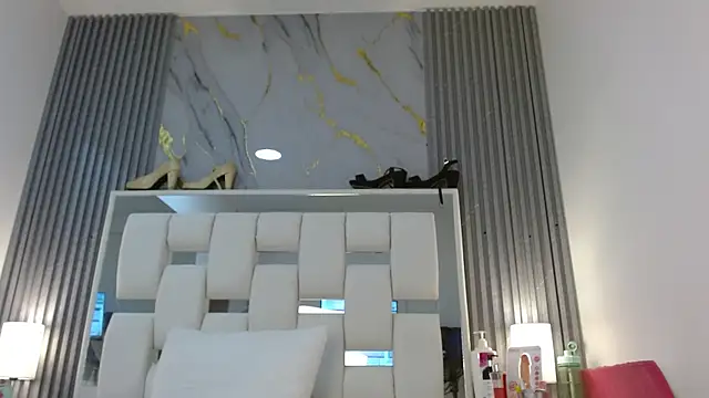 Snapshot of VanessaHard_as chatting on October 1, 2025, 7:42 pm VanessaHard as online show from October 1, 2025, 7:42 pm