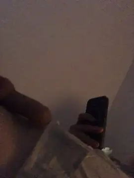 yesirrrr111 online show from April 21, 2026, 11:29 pm