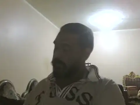 elpoop7305 online show from October 14, 2025, 9:37 pm