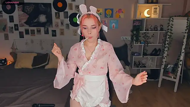 VedaSchulz online show from February 9, 2026, 6:34 pm