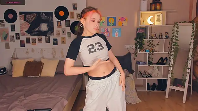 VedaSchulz online show from February 11, 2026, 6:46 pm