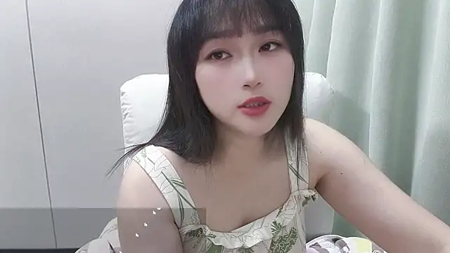 Snapshot of Honeysexy-1 chatting on October 17, 2025, 11:02 am Honeysexy-1 online show from October 17, 2025, 11:02 am